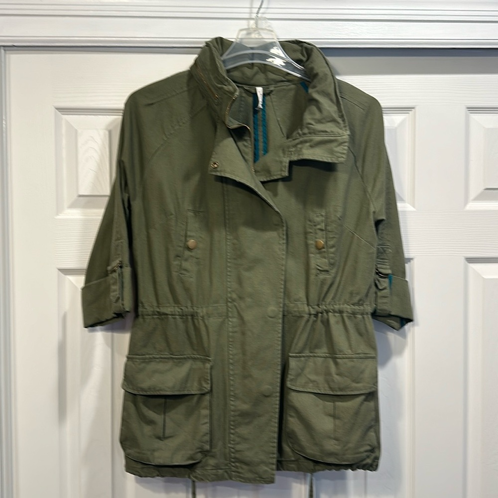 Willow and Clay Women’s Jacket - Large